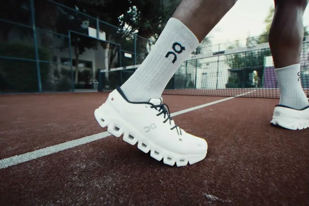 On Cloud X 5 product commercial